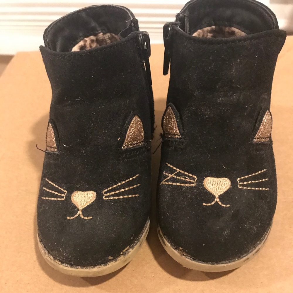 Cat & jack Cat boots